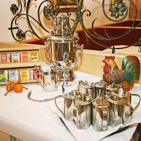 玫瑰宾馆膳食公寓