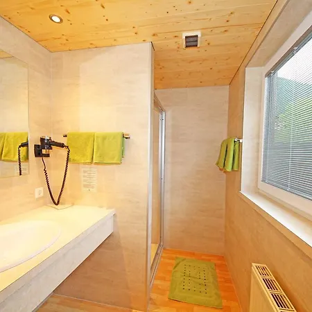 玫瑰宾馆膳食公寓