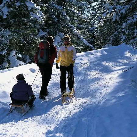 Konukevi Rose Virgen