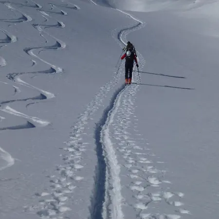 Konukevi Rose Virgen